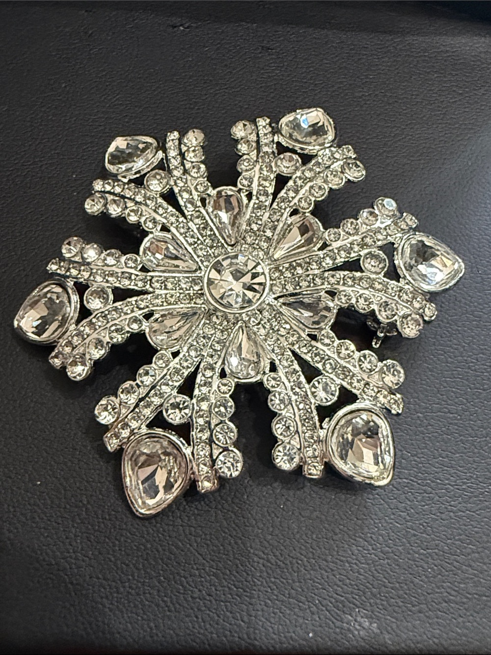 Napier Snowflake Brooch Clear Rhinestone Sparkling Christmas New